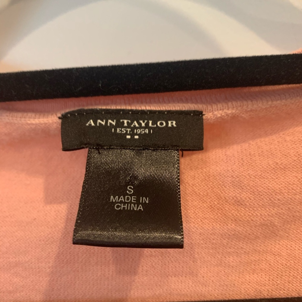 Ann Taylor Sweater - Picture 3 of 3